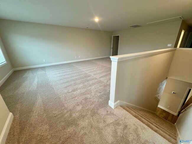 Building Photo - 16824 Demi Dr