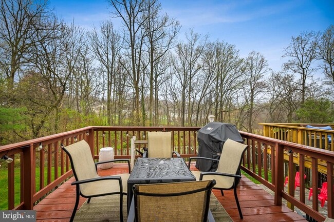 Building Photo - 3964 Forest Valley Rd