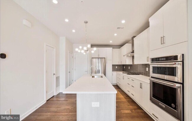 Building Photo - 7512 Sawyer Farm Wy