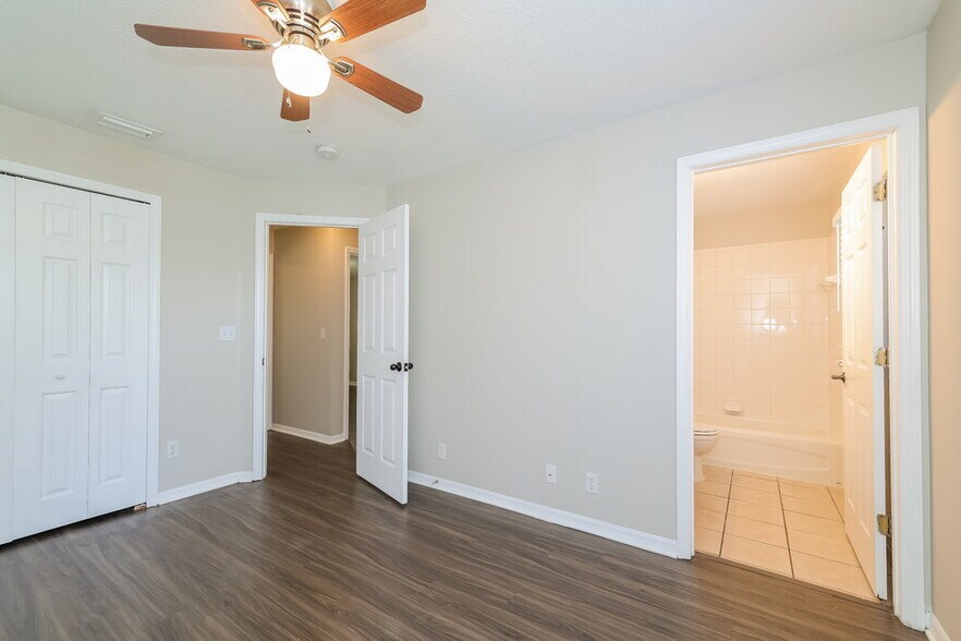 Building Photo - 5 Bay Ridge Loop