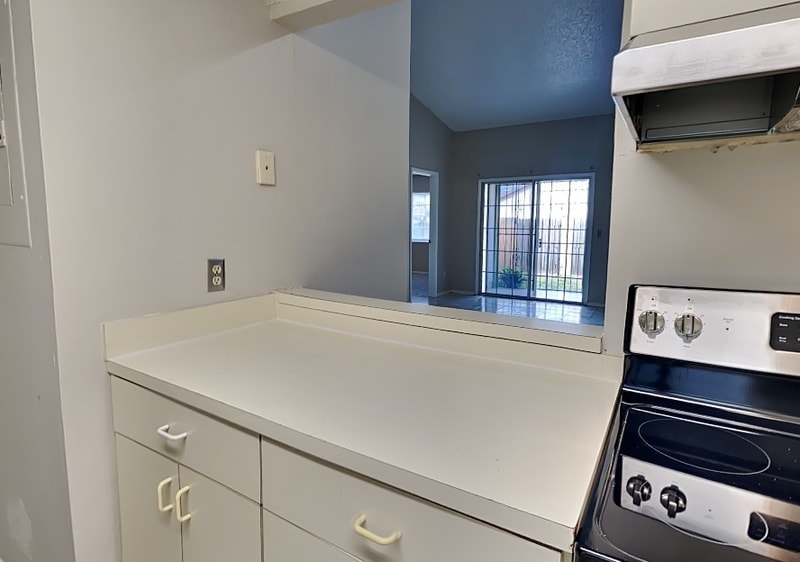 Building Photo - 1921 Truman Rd