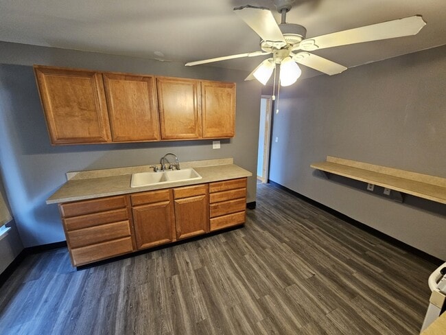 Building Photo - 11600 Beulah Ave