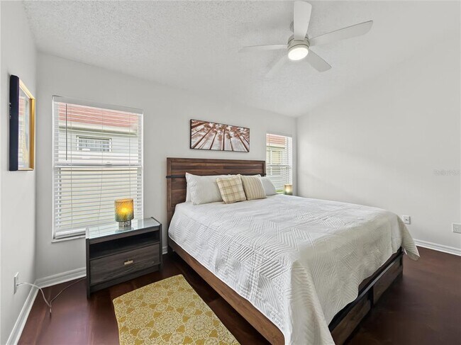 Building Photo - 8105 Santee Dr