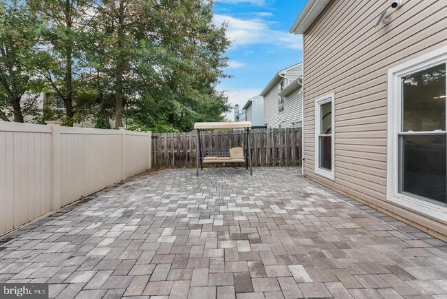 Building Photo - 17 Winchester Dr