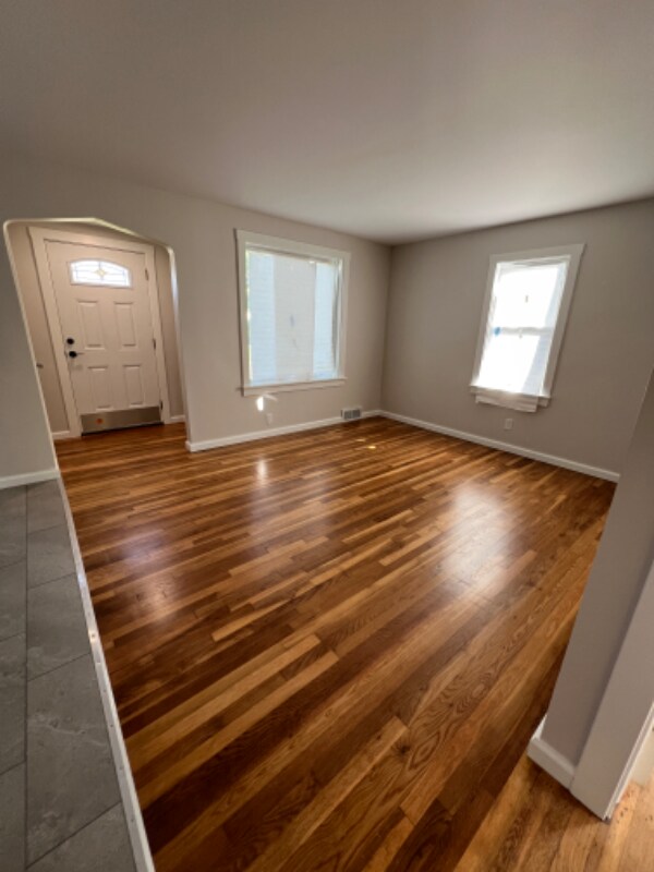 Building Photo - 148 Helena Dr