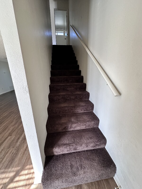 Building Photo - 1421 Cimarron Ct