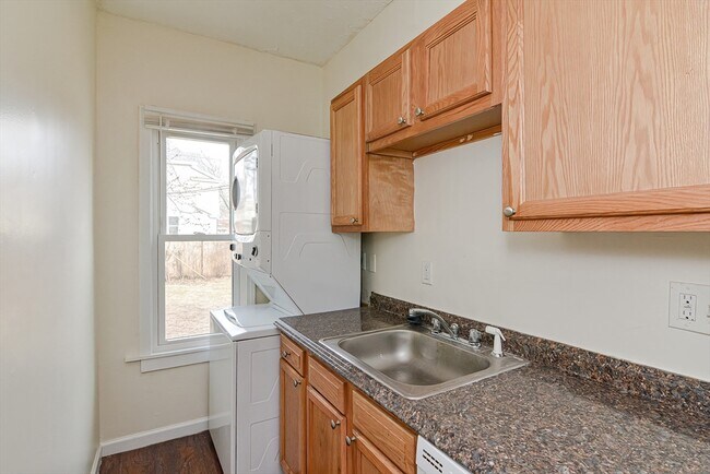 Building Photo - 59 Wilbraham Ave