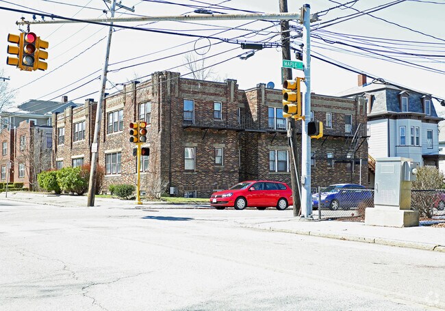 Building Photo - 89 Adams St