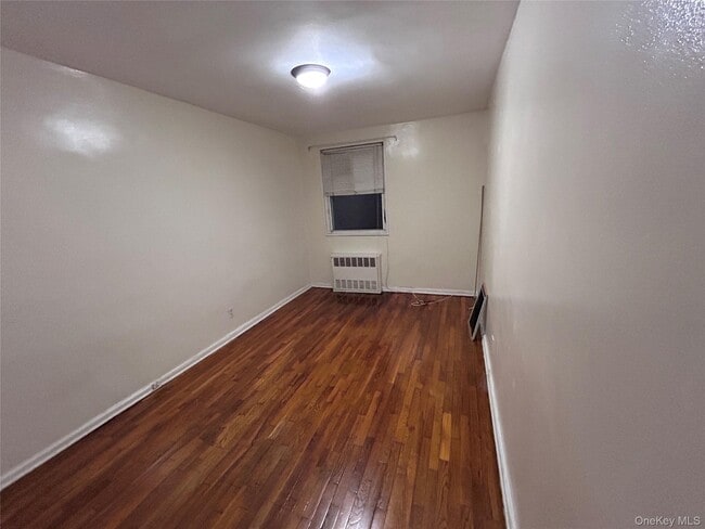 Building Photo - 1116 E 102nd St