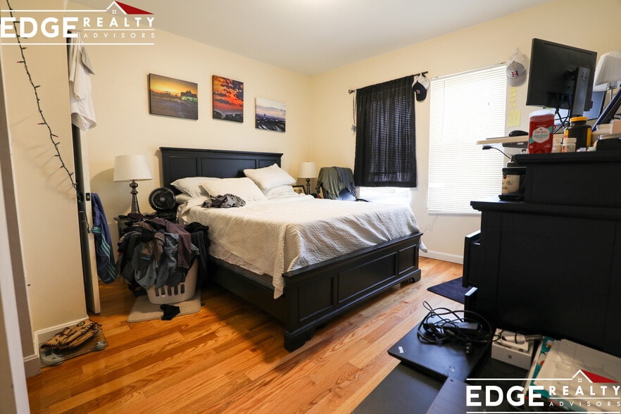 Building Photo - 21-23 Weitz St. Unit 1