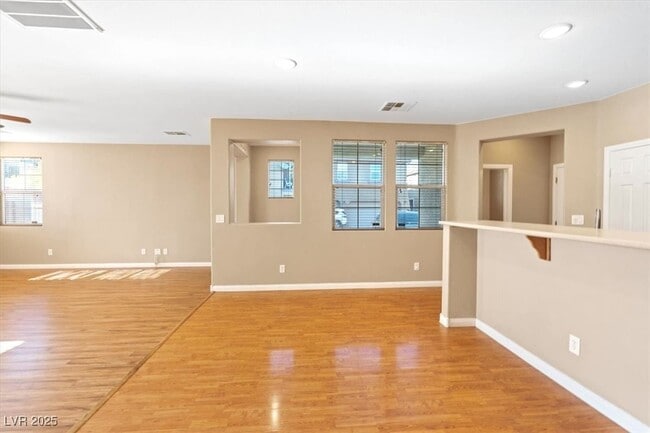 Building Photo - 6250 W Arby Ave