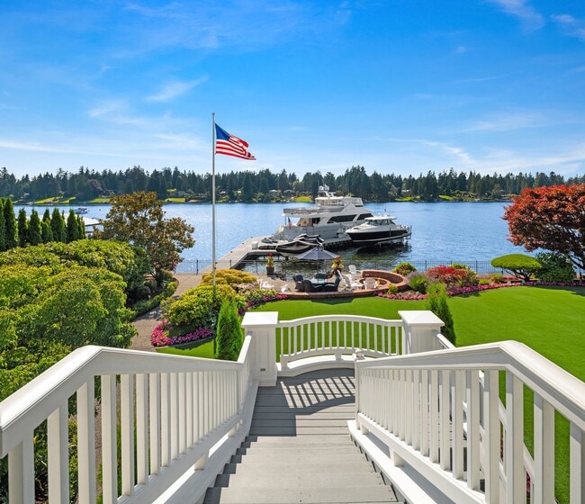 Building Photo - 5bd/5.5ba Yarrow Point Home