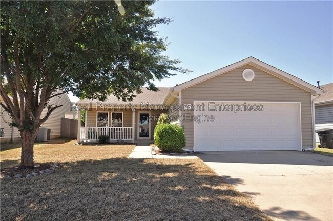 Building Photo - 5520 Del Creek Rd