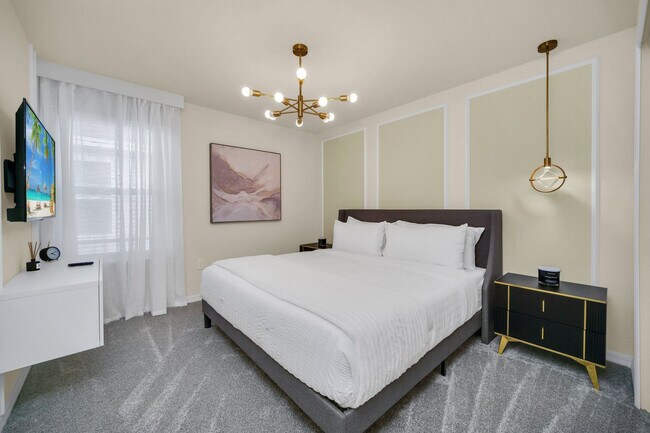 Building Photo - 16388 St Kitts Cir