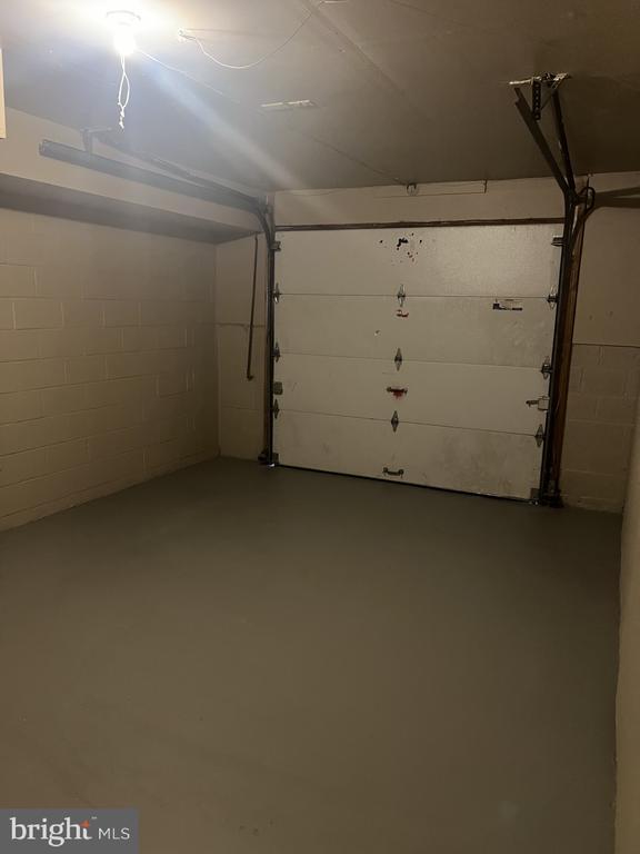 Building Photo - 1208 Athens Ct