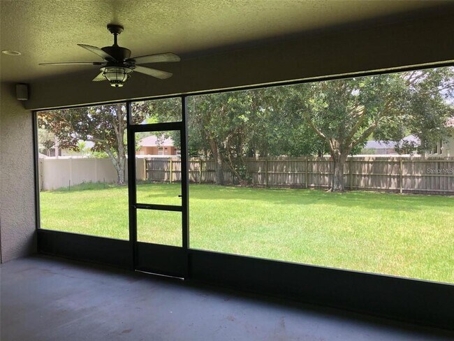 Building Photo - 925 Saza Run