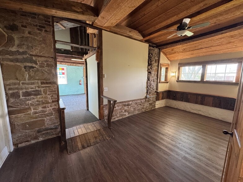 Building Photo - 3828 Baltimore Pike