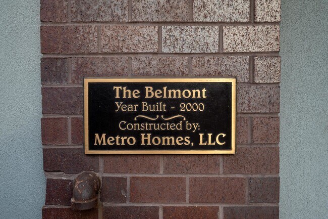Building Photo - 711 Clinton St