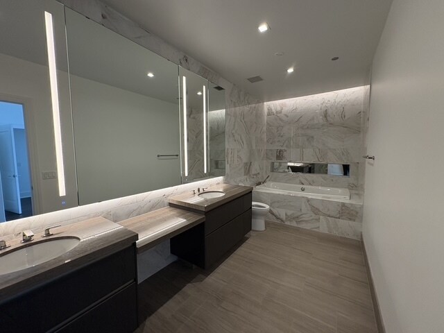 Building Photo - 363 E Wacker Dr