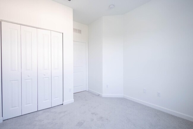 Building Photo - 5303 Flannigan Wy