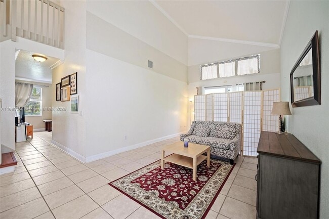 Building Photo - 15376 14th Manor