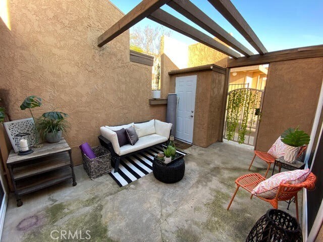 Building Photo - 2700 N Brea Blvd