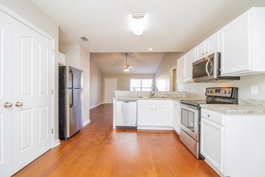 Building Photo - 1515 Clifdon Ct