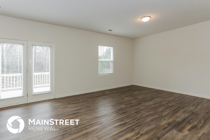 Building Photo - 7250 Emma Ct