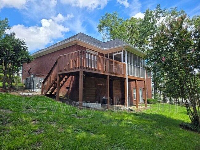 Building Photo - 5006 Fieldcrest Dr