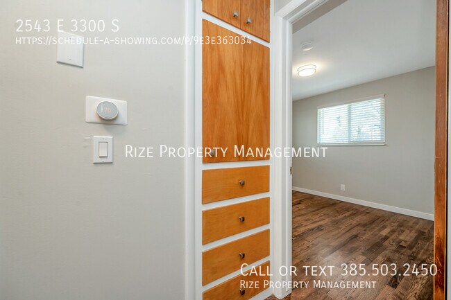 Building Photo - 2543 E 3300 S