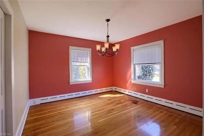 Building Photo - 7439 Lewis Ave