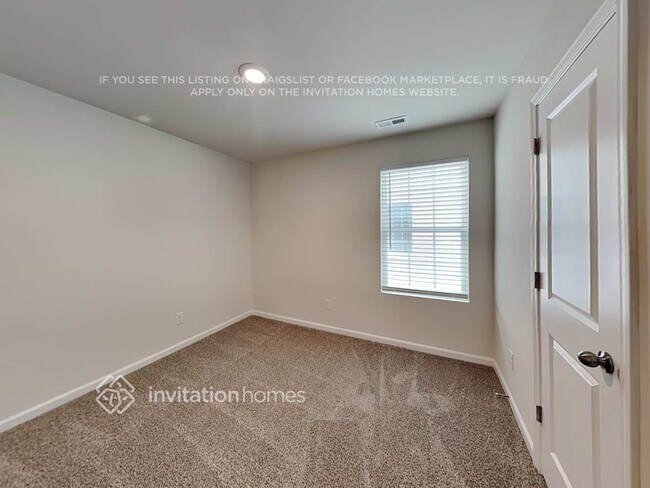 Building Photo - 5125 Spring Breeze Blvd