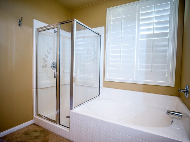 Building Photo - 42222 Revere St