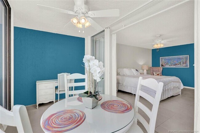 Building Photo - 2400 S Ocean Dr