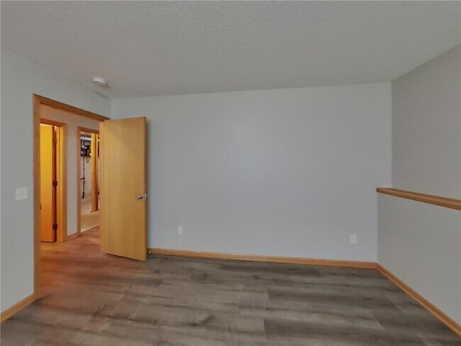 Building Photo - 15811 Yellow Pine St NW