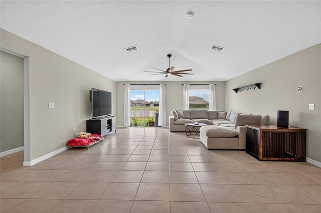 Building Photo - 5420 Leslie Canyon Dr