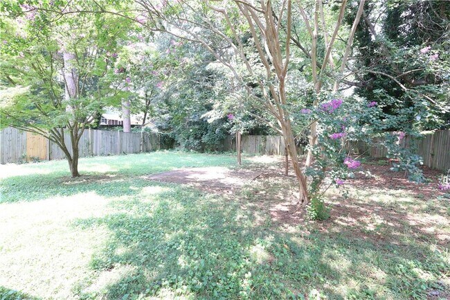 Building Photo - 2994 Judylyn Dr