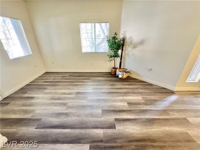 Building Photo - Well-maintained condo located in a convenient Southwest Las Vegas community. Attached 2 car garage.