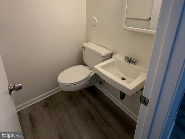 Building Photo - 5485 Harpers Farm Rd