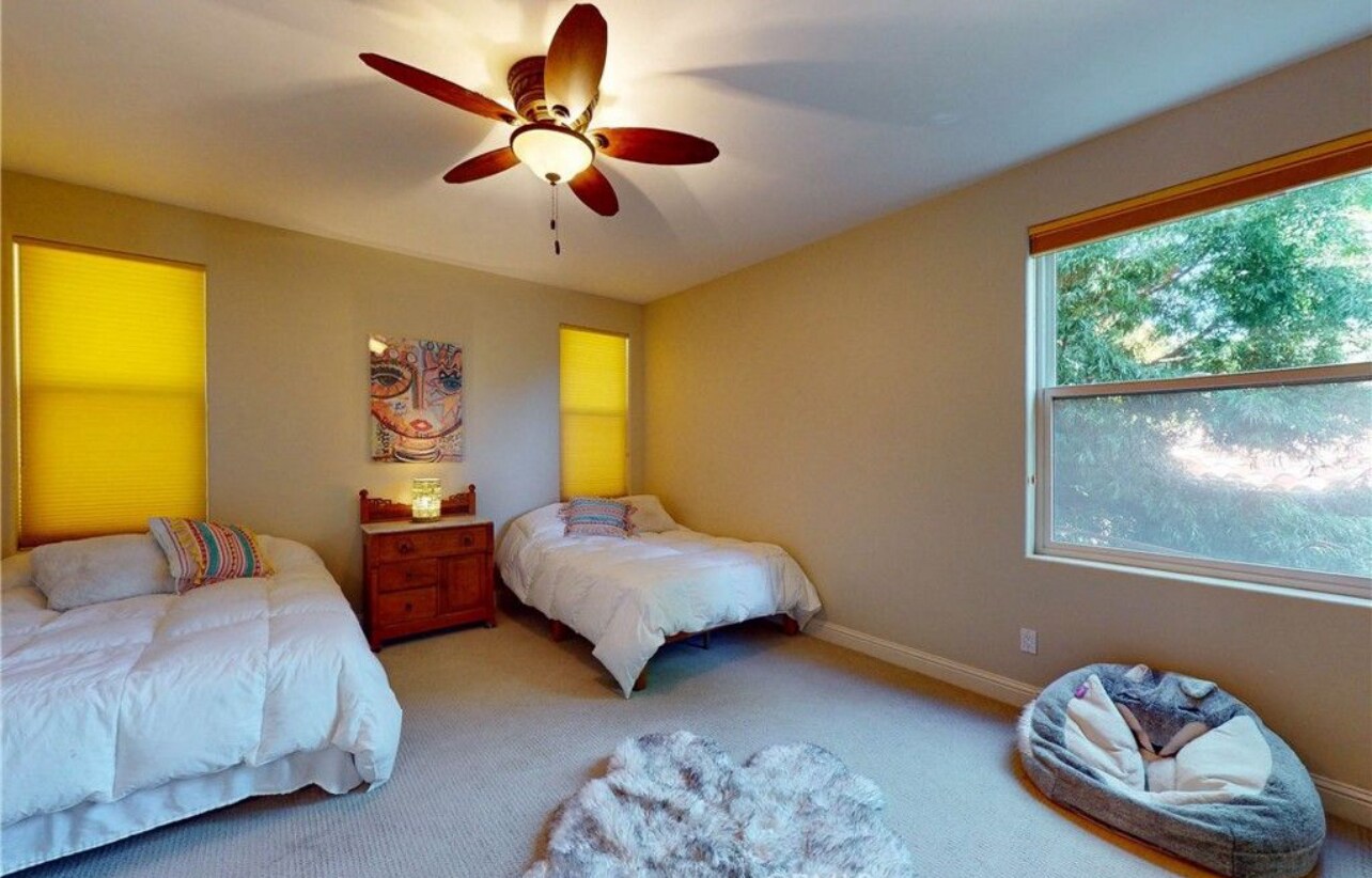 Second bedroom: very spacious - 5595 Tanbark Ct