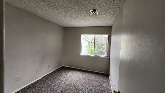 Building Photo - 7097 Greenway Chase St