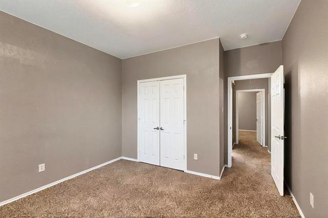 Building Photo - 9533 Willow Branch Way