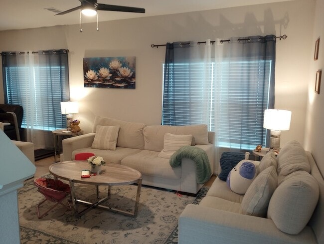 Building Photo - 1328 Windermere Wy