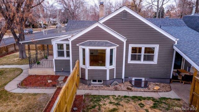 Building Photo - 3090 S Marion St