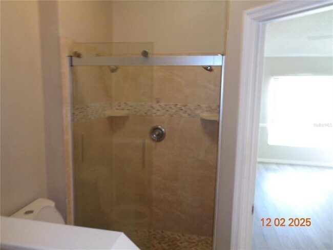 Building Photo - 2610 Groveland Ave