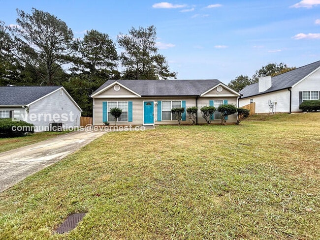 Building Photo - 9151 Clubhouse Dr