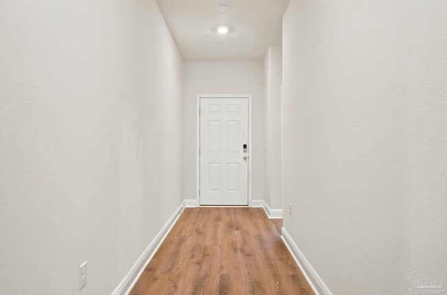 Building Photo - 7745 Burnside Lp