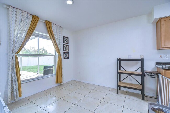 Building Photo - 17455 Garden Heath Ct