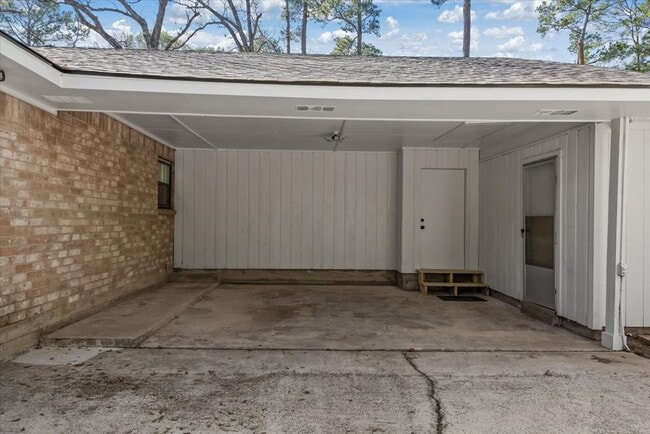 Building Photo - 20 Woody Creek Dr