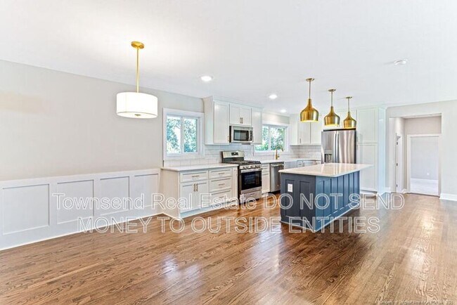 Building Photo - 315 Westview Dr